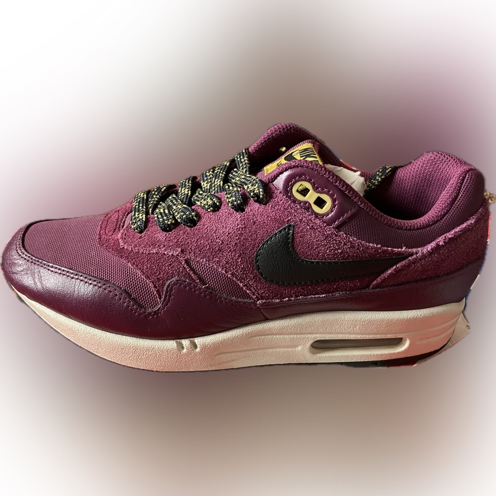 Nike Air Max 1 Premium Men’s size 8-Bordeaux/Black-Desert Moss